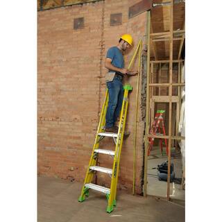 Louisville Ladder Cross Pinnacle 4 ft. Fiberglass Leaning Platform Step Ladder 10.42 ft. Reach 375 lb. Load Capacity IAA FCP1404HD