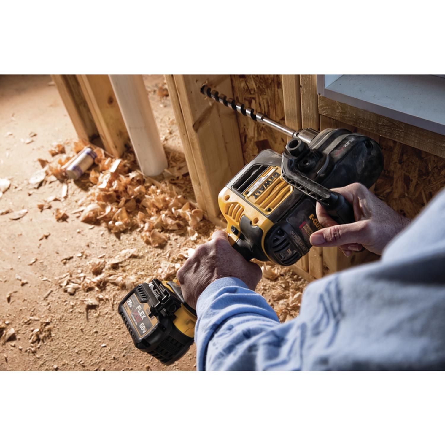 DW FLEXVOLT 60 V 1/2 in. Brushless Cordless VSR Stud and Joist Drill Kit (Battery \u0026 Charger)