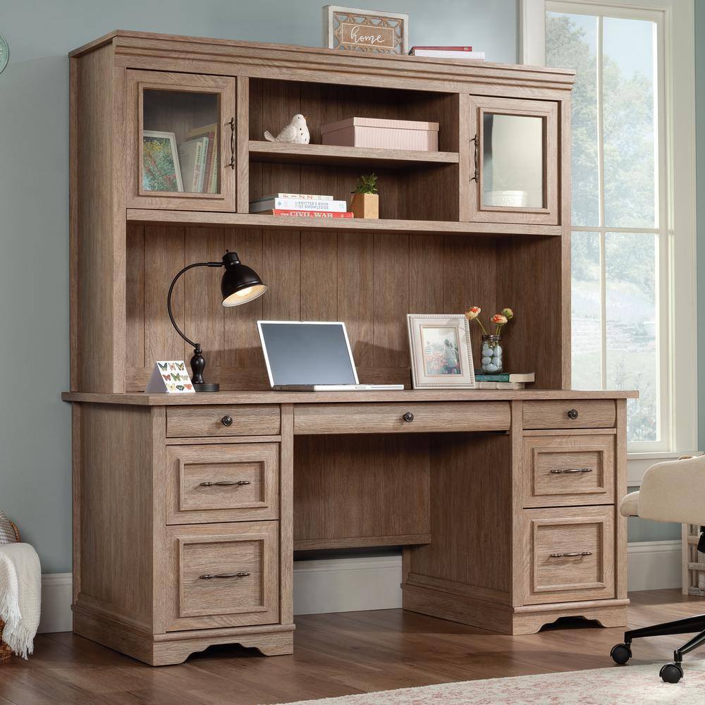 SAUDER Rollingwood Country 65.984 in. Brushed Oak 7-Drawer Executive Desk with Keyboard Shelf 431432