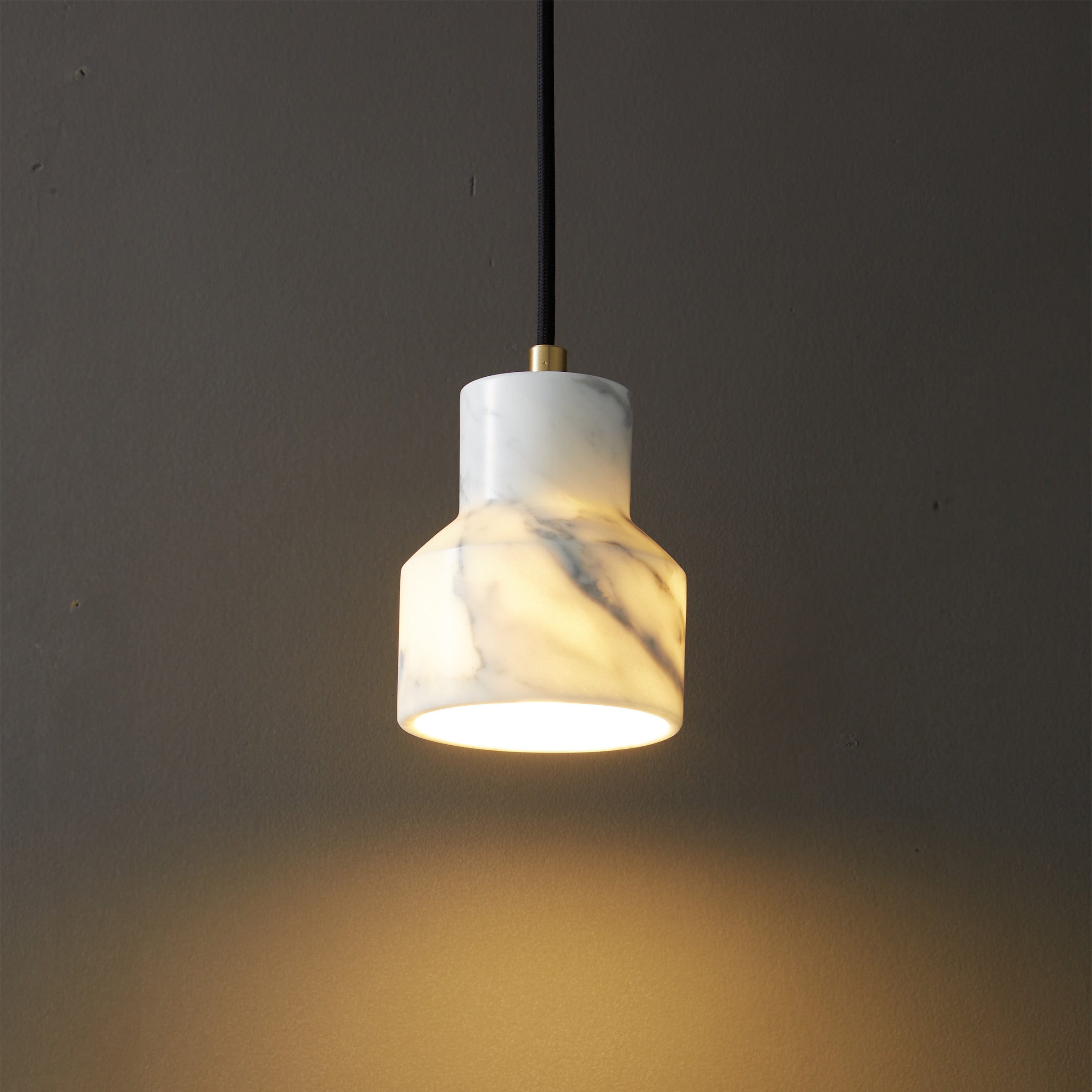 White Marble Pendant Lamp  7712-We