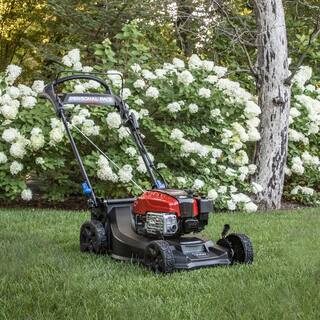 Toro 21 in. Super Recycler Personal Pace SmartStow 190cc BriggsStratton Electric Start Self Propelled Walk Behind Lawn Mower 21564