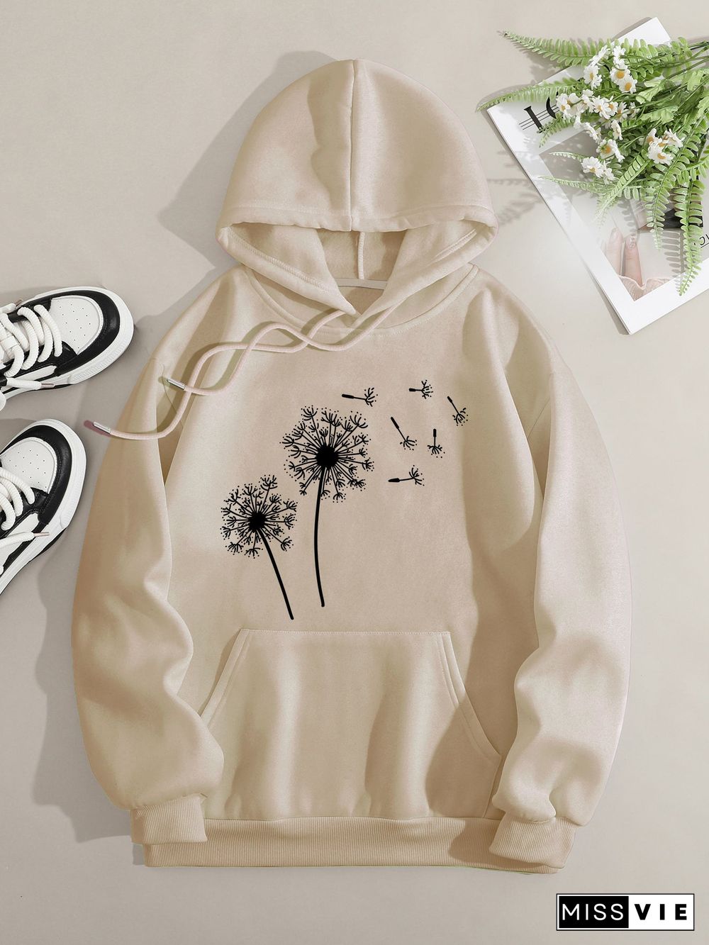 Printed on front Kangaroo Pocket Hoodie Long Sleeve for Women Pattern Dandelion