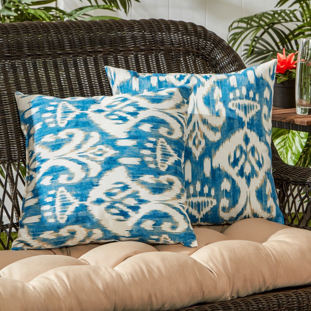 Elizabeth Ikat 17 inch Outdoor Accent Pillow  (Set of 2) by Havenside Home   17w x 17l