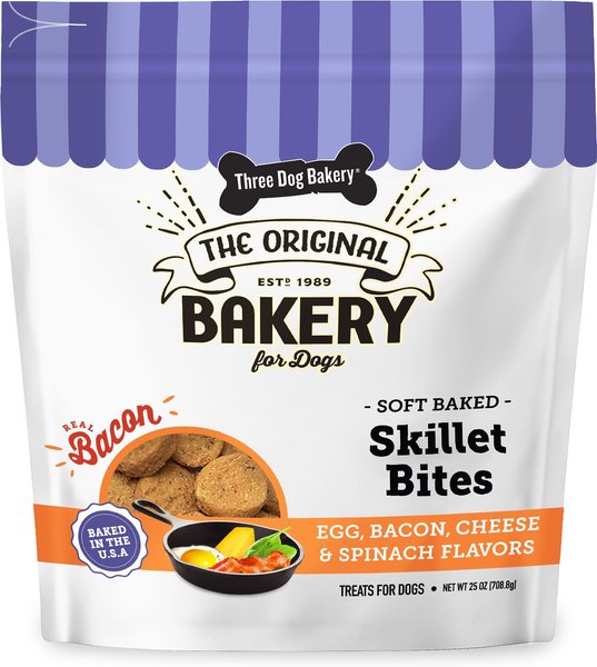 Three Dog Bakery Skillet Bites Egg， Bacon， Cheese and Spinach Flavors Dog Treats， 36-oz bag