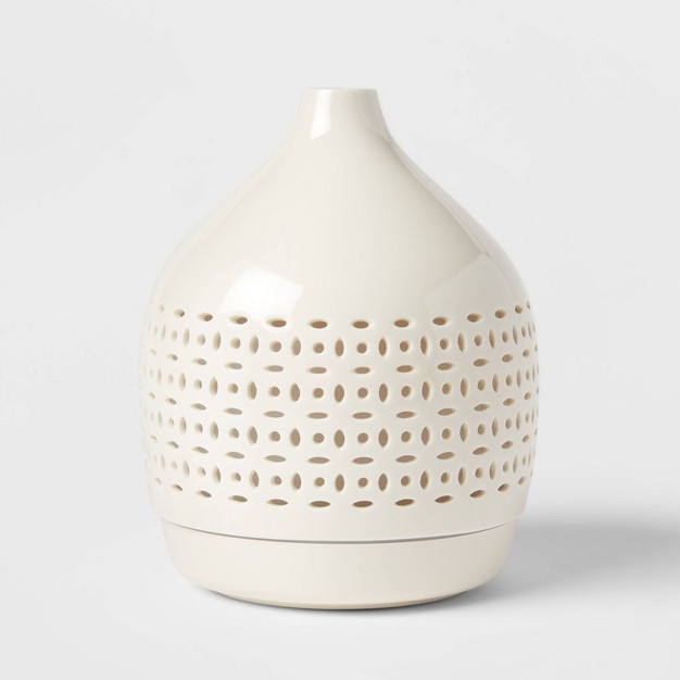 300ml Cutout Ceramic Color Changing Oil Diffuser White