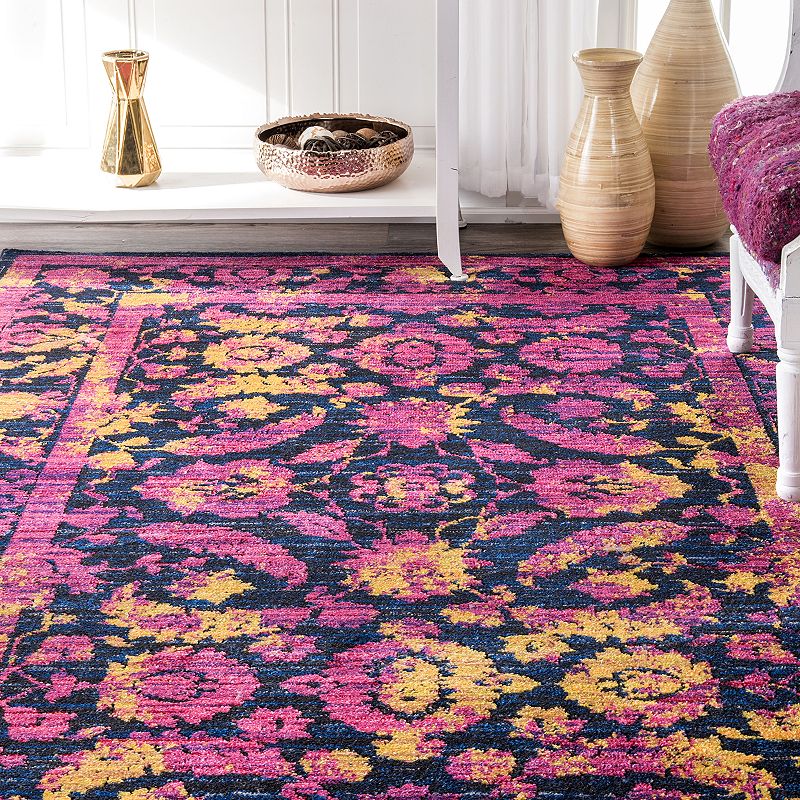 nuLOOM Robbie Vintage Framed Floral Rug