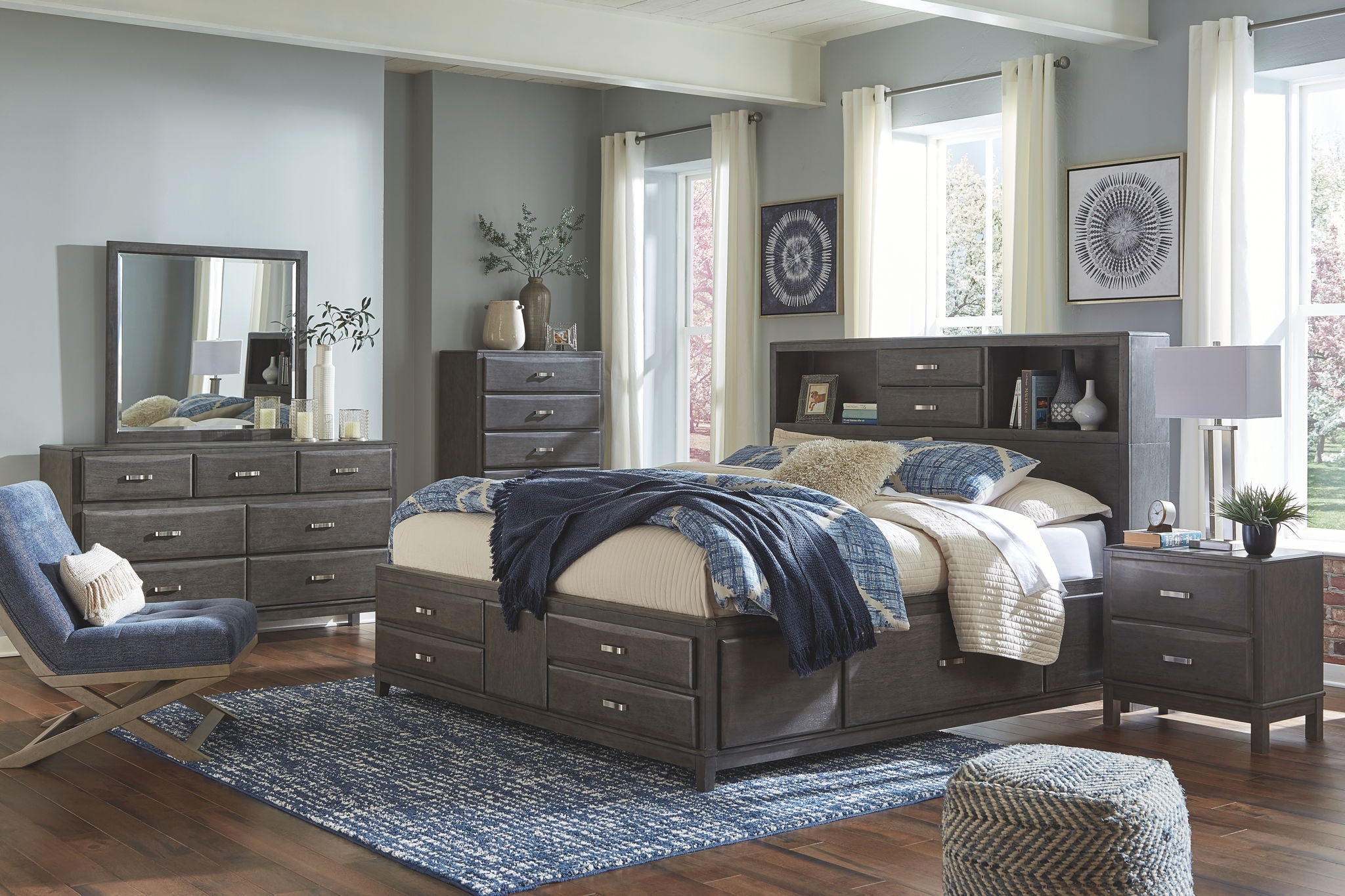 Caitbrook King Bed with Dresser, Mirror and Nightstand