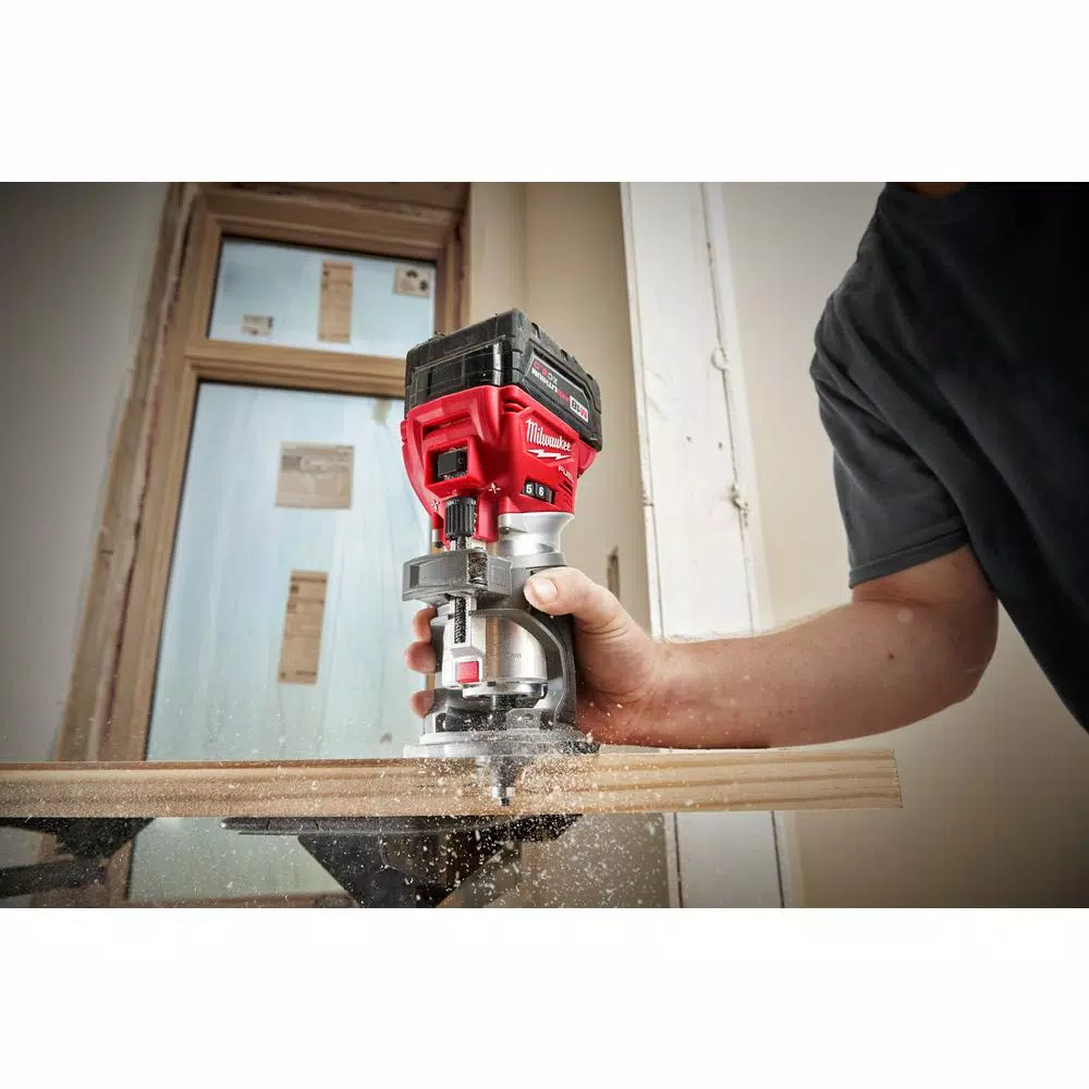 Milwaukee M18 FUEL 18-Volt Lithium-Ion Brushless Cordless Compact Router w/ Compact Router Plunge Base and#8211; XDC Depot