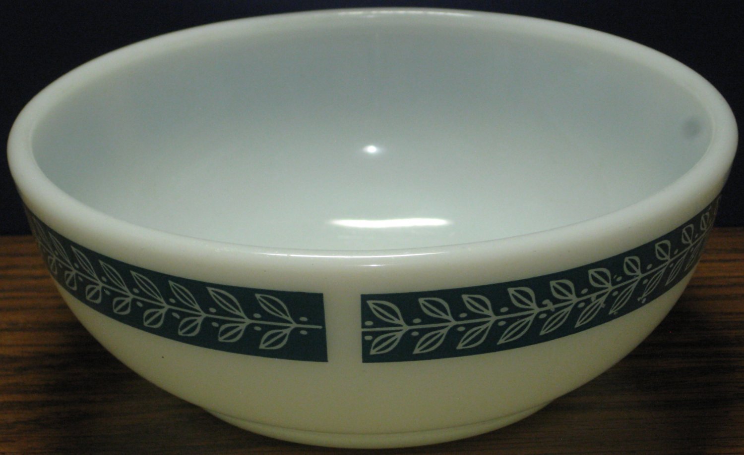 Pyrex Restaurantware Tableware Turquoise Laurel Leaf Cereal Bowl 705-15 - 1970s Vintage