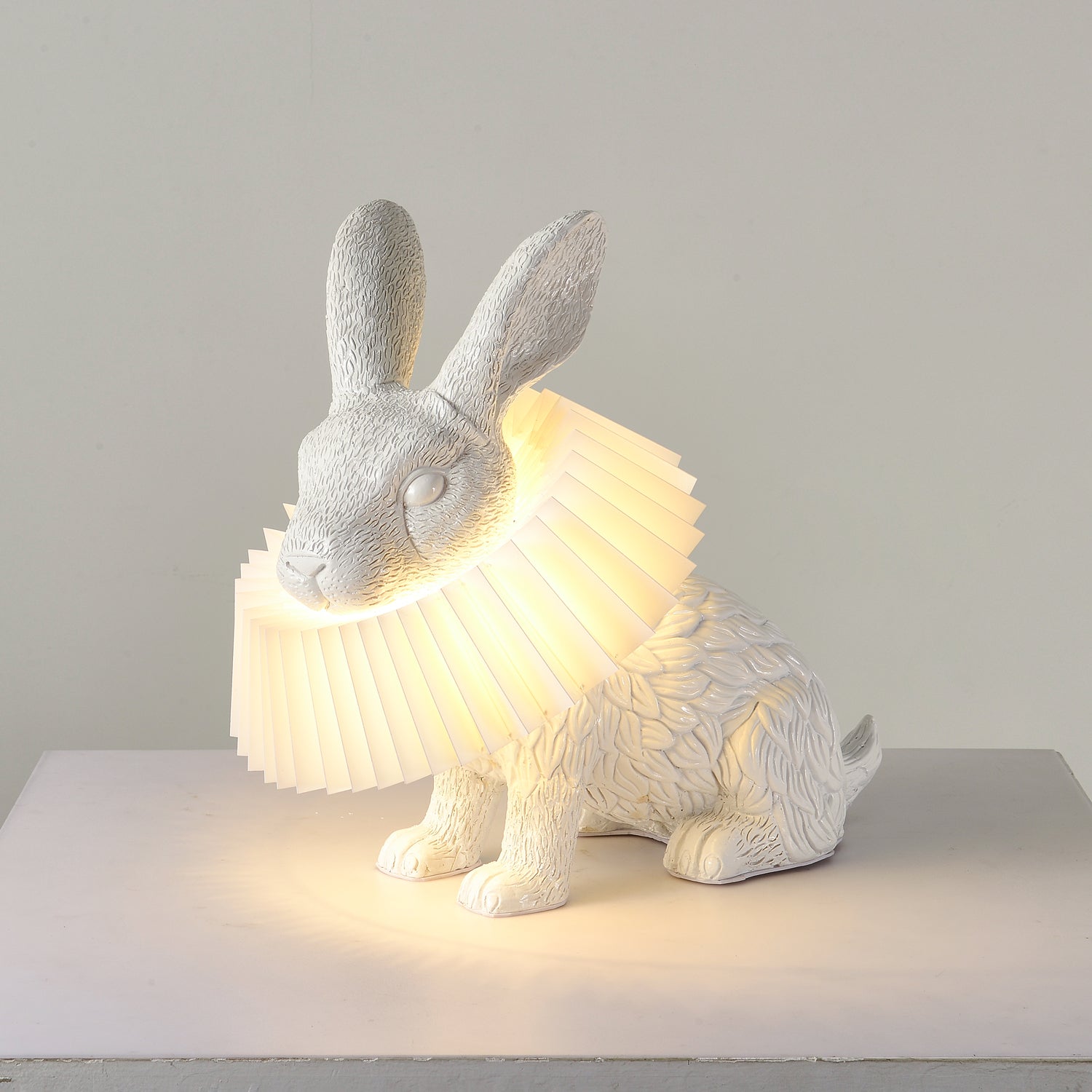 Rabbit X Table Lamp