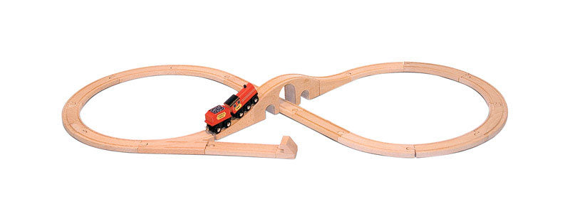 TOY WOOD FIGURE 8 TRAIN