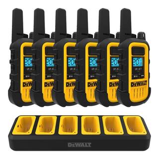 DW DXFRS300 Heavy-Duty 1-Watt Walkie Talkies with 6-Port Gang Charger (6-Pack) DXFRS300-BCH6B