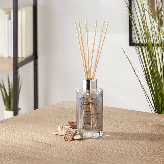 100ml Glass Reed Diffuser Vetiver amp Cedarwood Brown