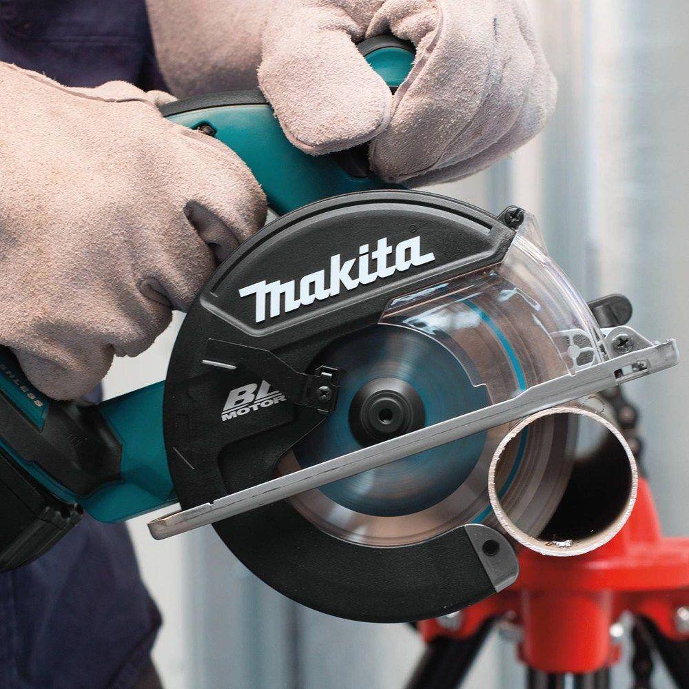 Makita 18V LXT Lithium-Ion Brushless 5-78 in. Cordless Metal Cutting Saw (Tool-Only) XSC02Z