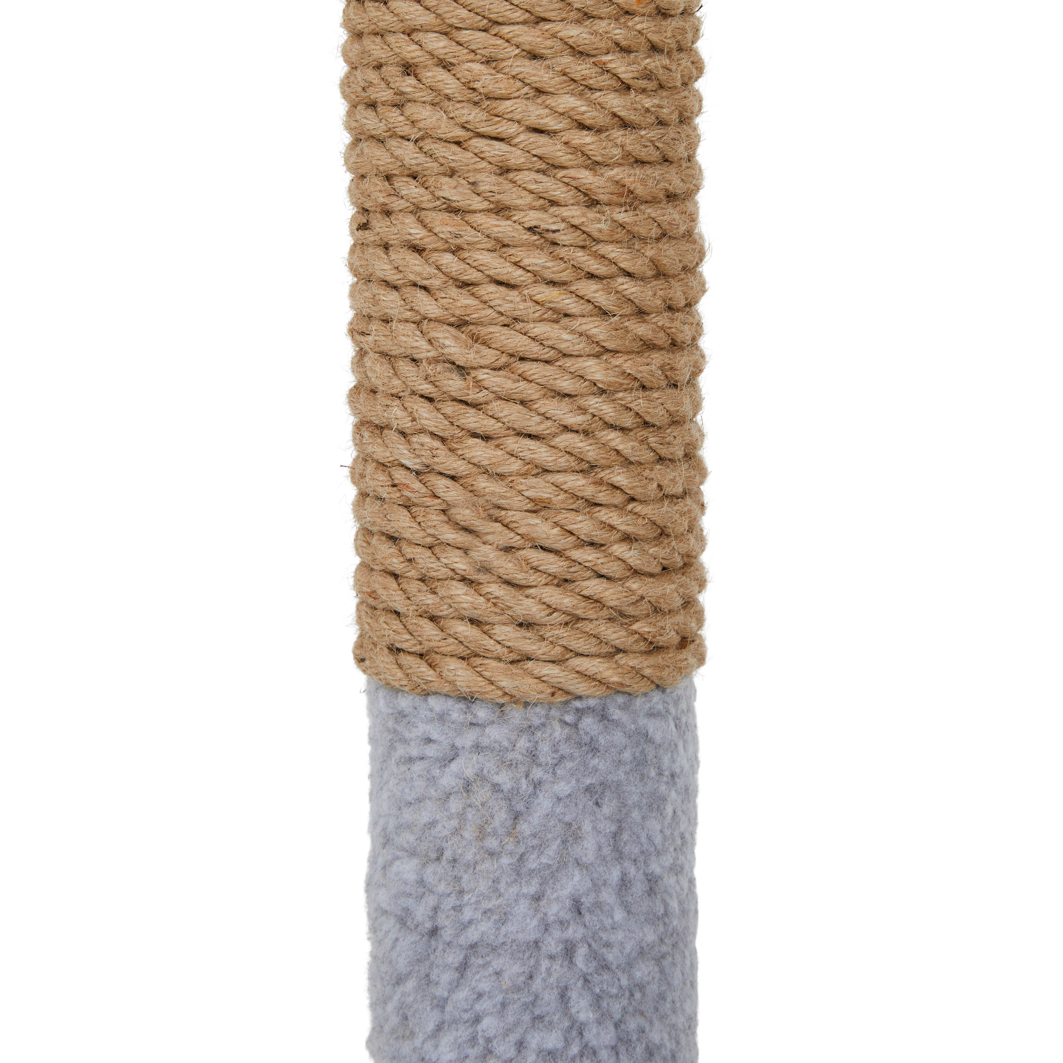 EveryYay Essentials Scratchin The Surface Grey Post with Toy Cat Scratcher， 15.25 L X 13.25 W X 25.5 H