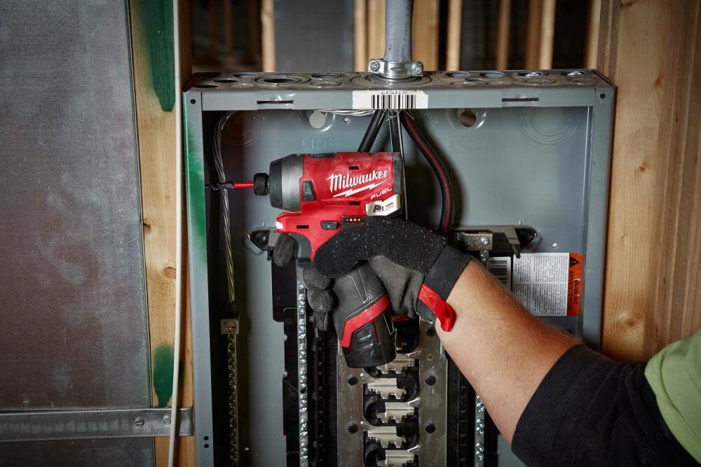 Milwaukee M12 FUEL 2 Tool Combo Kit: 1/2