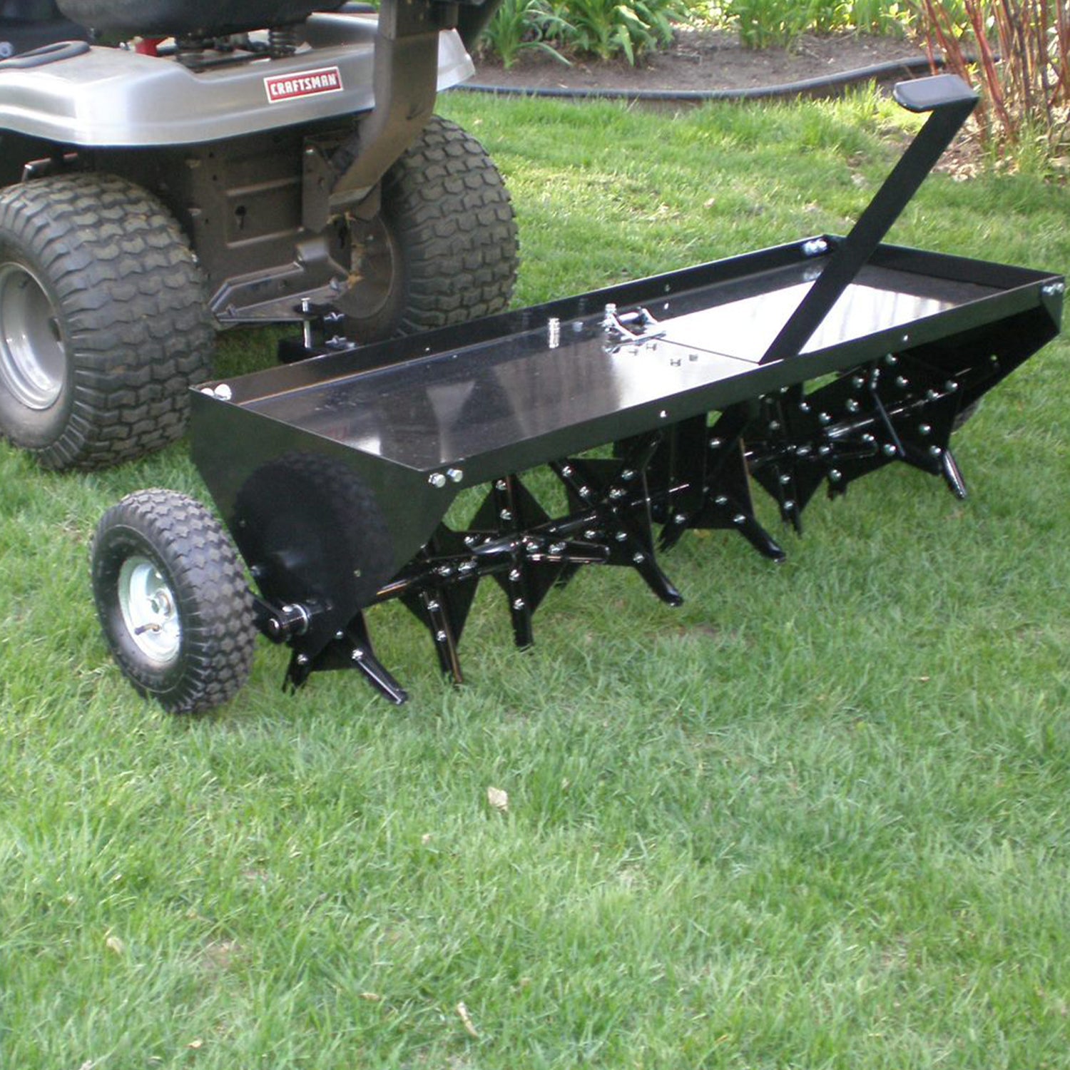 Yard Tuff AE-48T 48 in. Plug Aerator