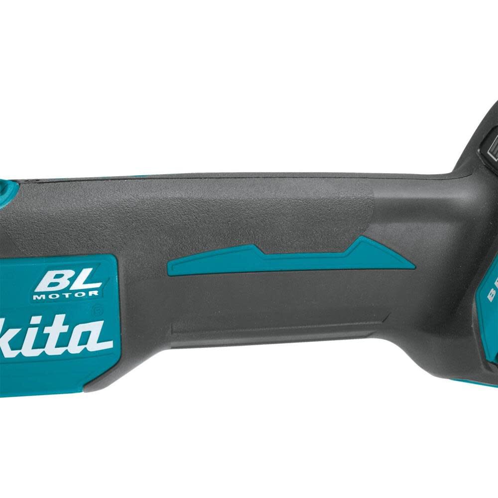 Makita 18V LXT 4 1/2 / 5