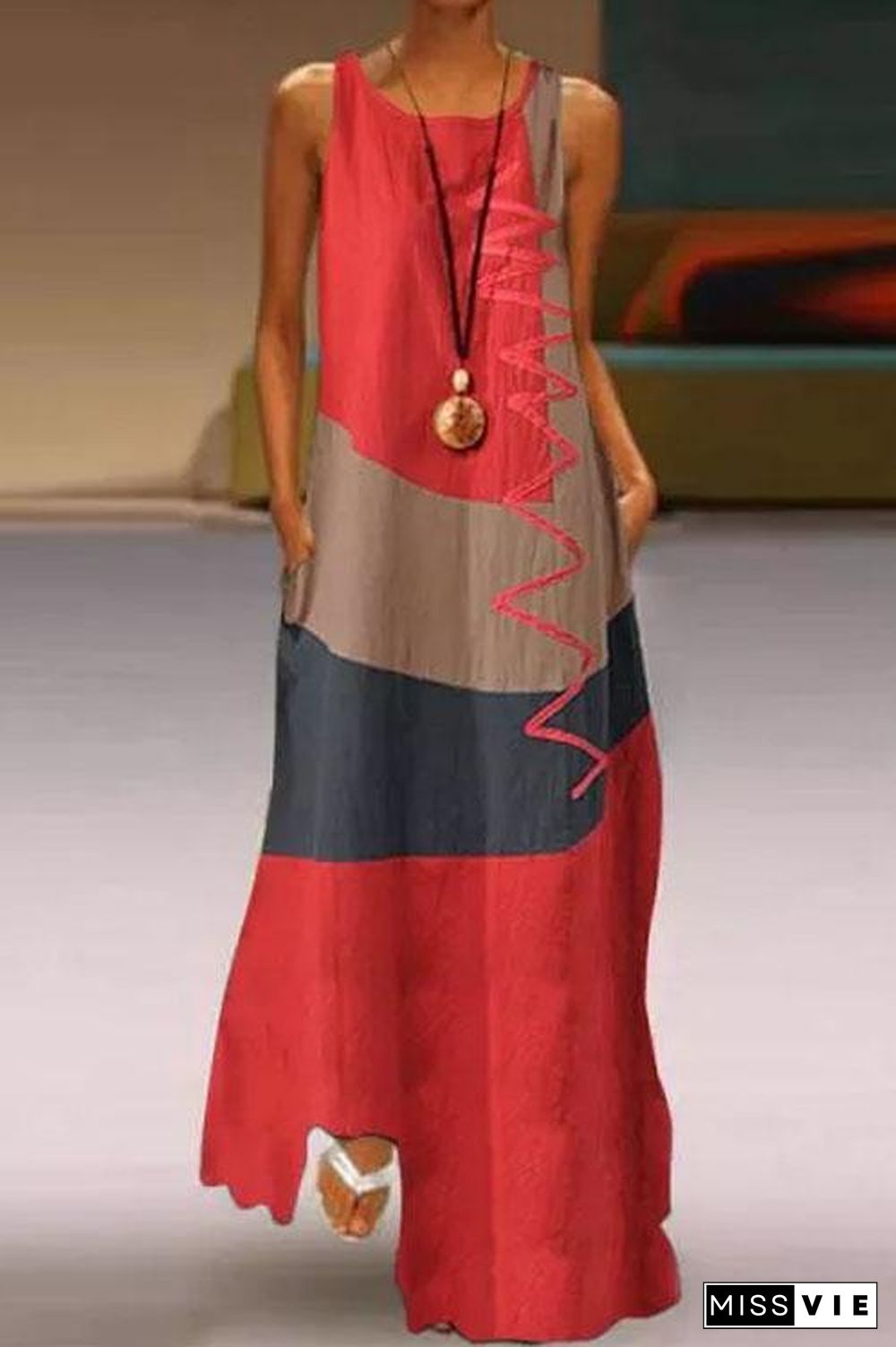 Fashion Show Stitch Maxi Dress