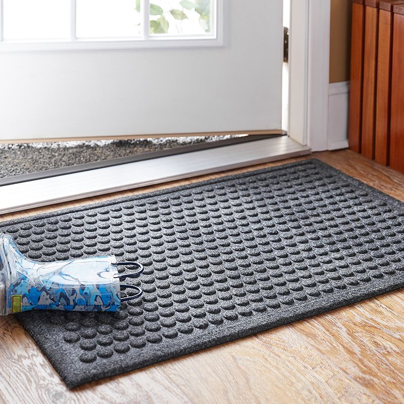 Sonoma Goods For Life® Ultimate Performance Dots Doormat