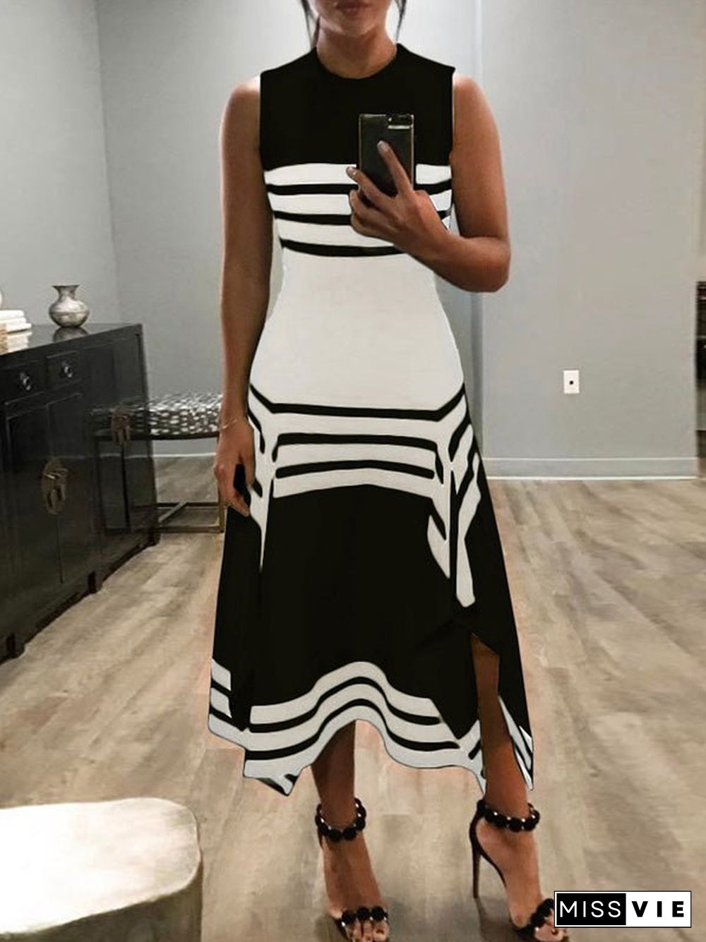 Women'S Dresses Sleeveless Crewneck Striped Dress