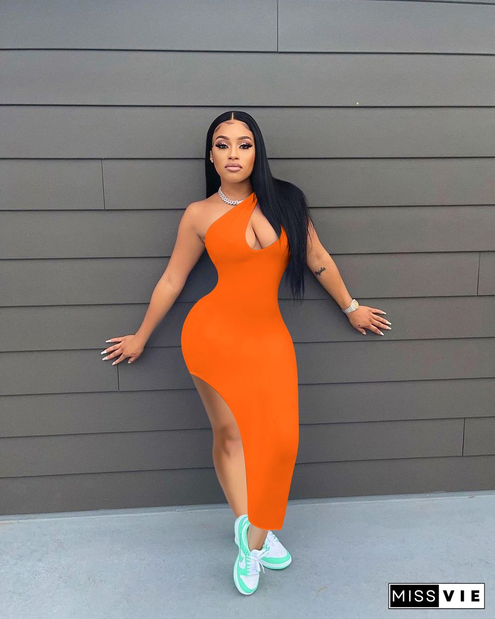 Solid Color Sexy Slanted Shoulder Slit Dress