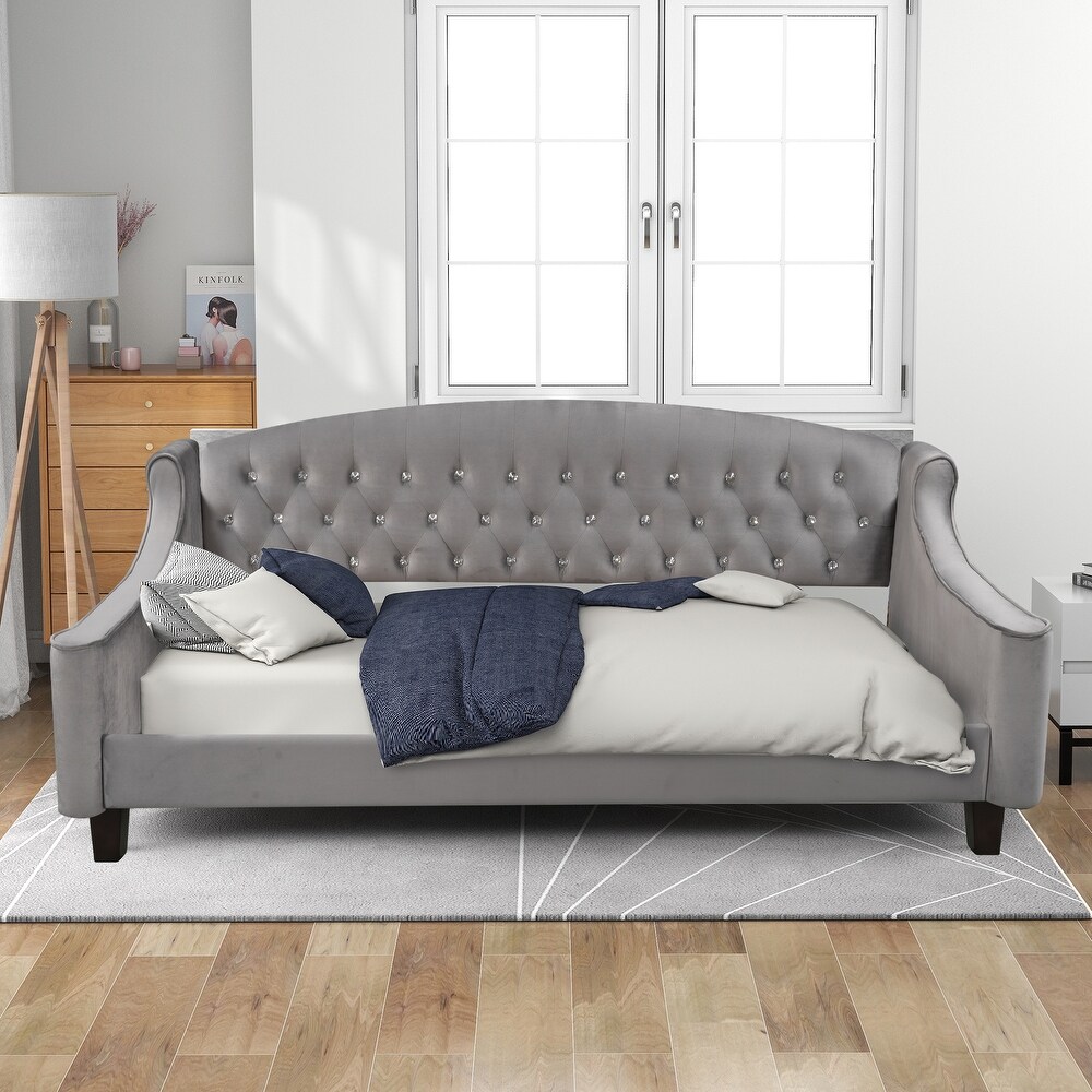 Modern Luxury Tufted Button Daybed  Solid Slat Support