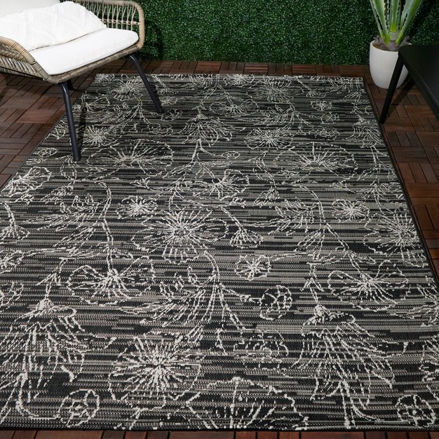 Outdoor Rug Traced Floral