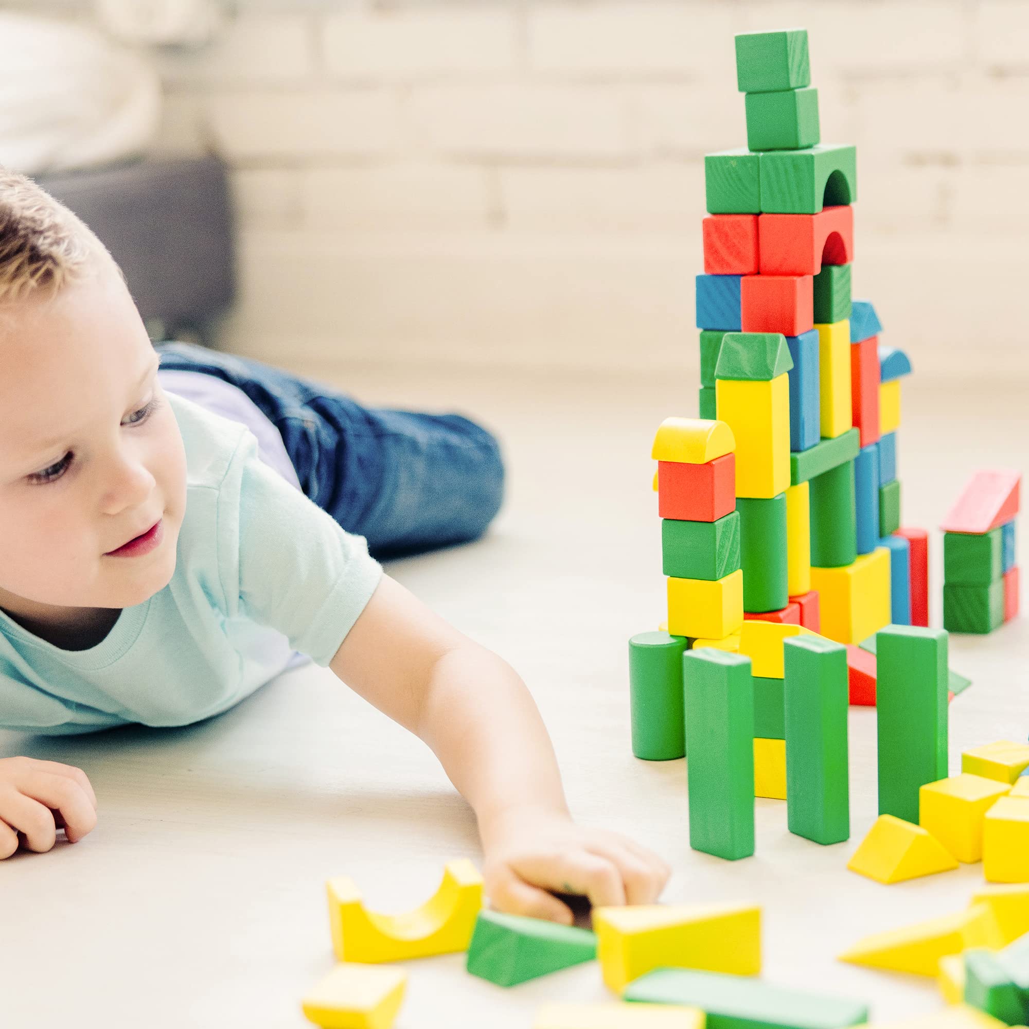 Melissa and Doug Wooden Building Blocks Set - 100 Blocks in 4 Colors and 9 Shapes - Classic Kids Toys， Colored Wood Blocks For Toddlers Ages 2+