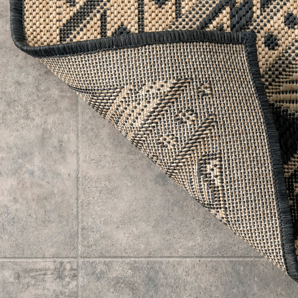 Brooklyn Rug Co Landry Aztec Indoor/Outdoor Area Rug