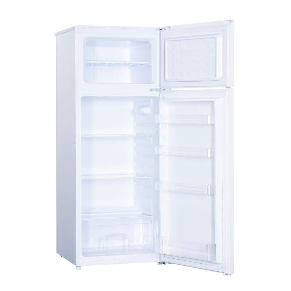 Magic Chef 73 cu ft 2Door Mini Fridge in White with Freezer