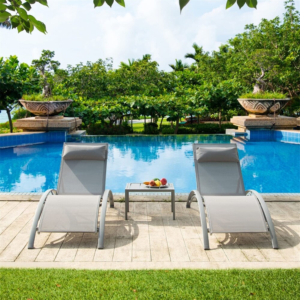 Pool Lounge Chairs Set of 3  Adjustable Aluminum Outdoor Chaise Lounge Chairs with Metal Side Table   N/A