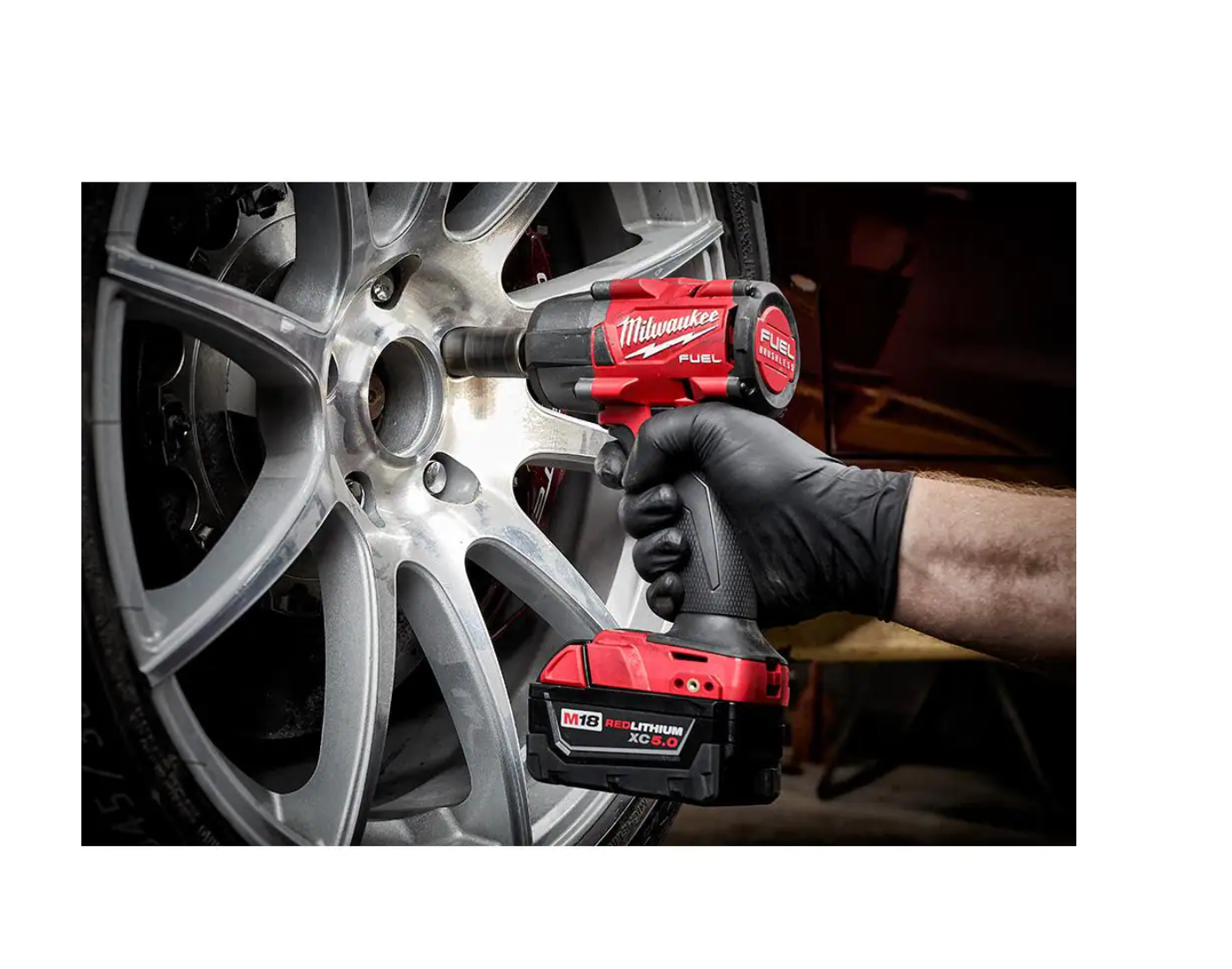 Milwaukee 2962-20-49-16-2960 M18 FUEL Gen-2 18V Lithium-Ion Brushless Cordless Mid Torque 1/2 in. Impact Wrench with Friction Ring and with Boot