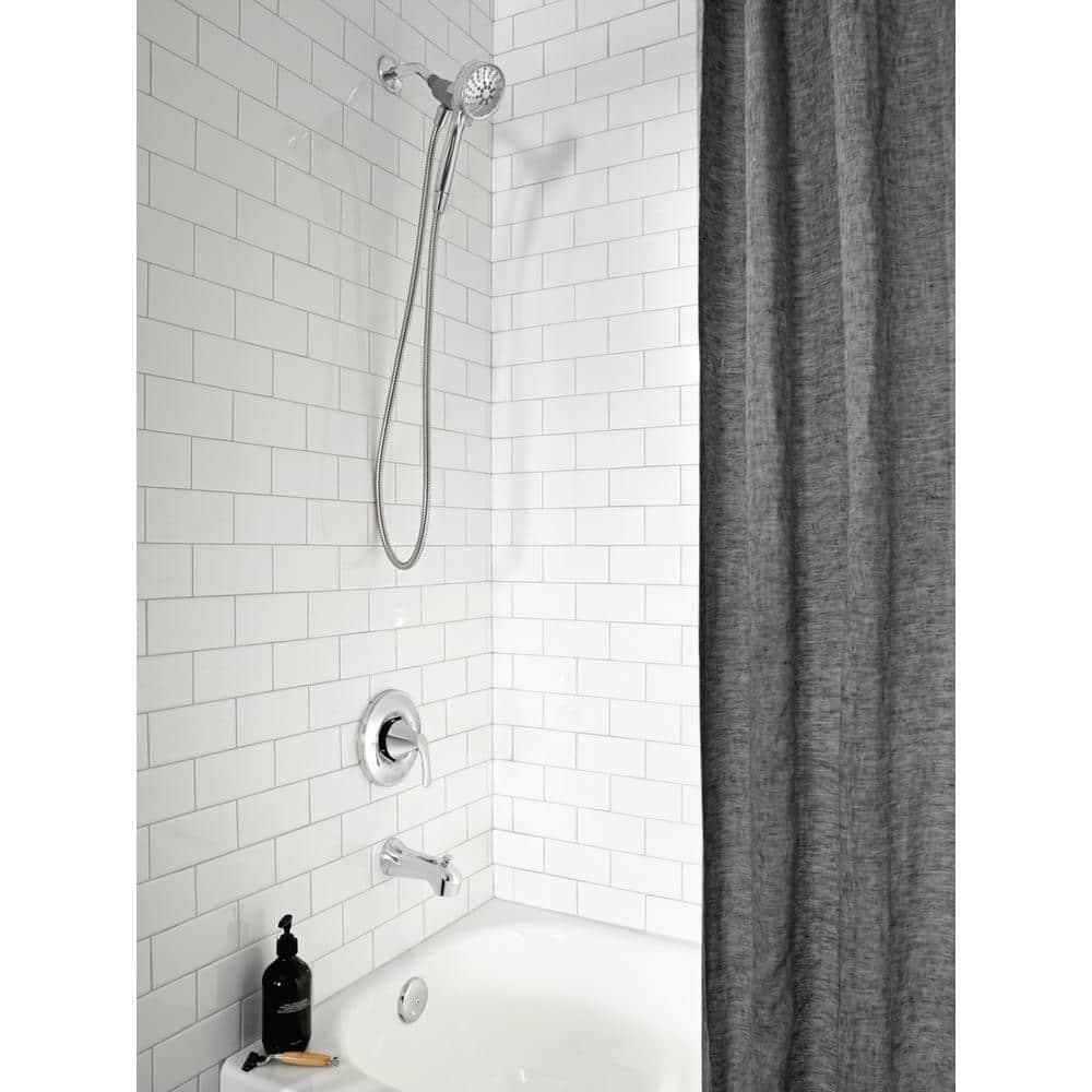 MOEN Darcy with Magnetix SingleHandle 6Spray 375 in Tub and Shower Faucet in Chrome