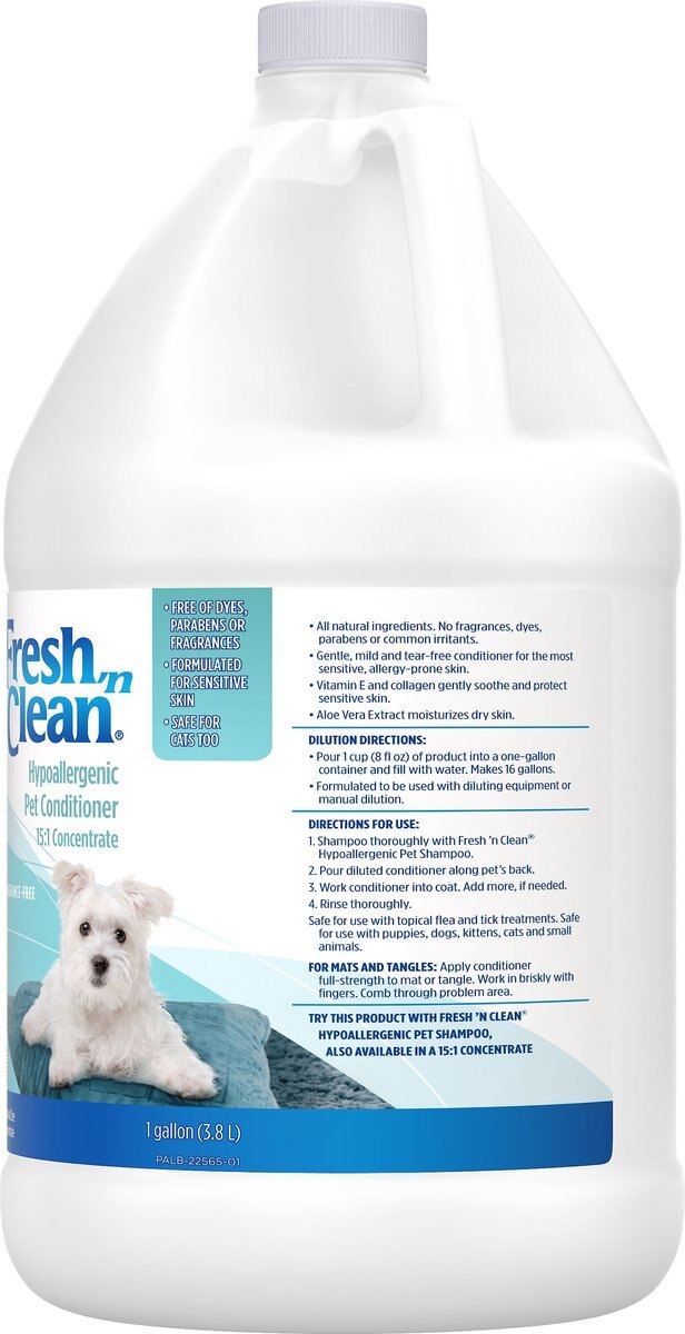 PetAg Fresh 'n Clean 15-in-1 Concentrate Hypoallergenic Dog， Cat， Horse and Small Pet Conditioner