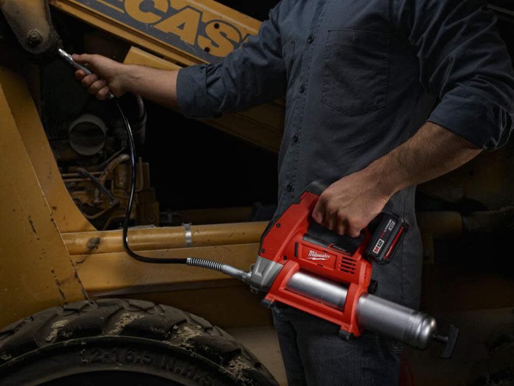 Milwaukee M12 Cordless Lithium-Ion Grease Gun (Tool Only) 2446-20 from Milwaukee