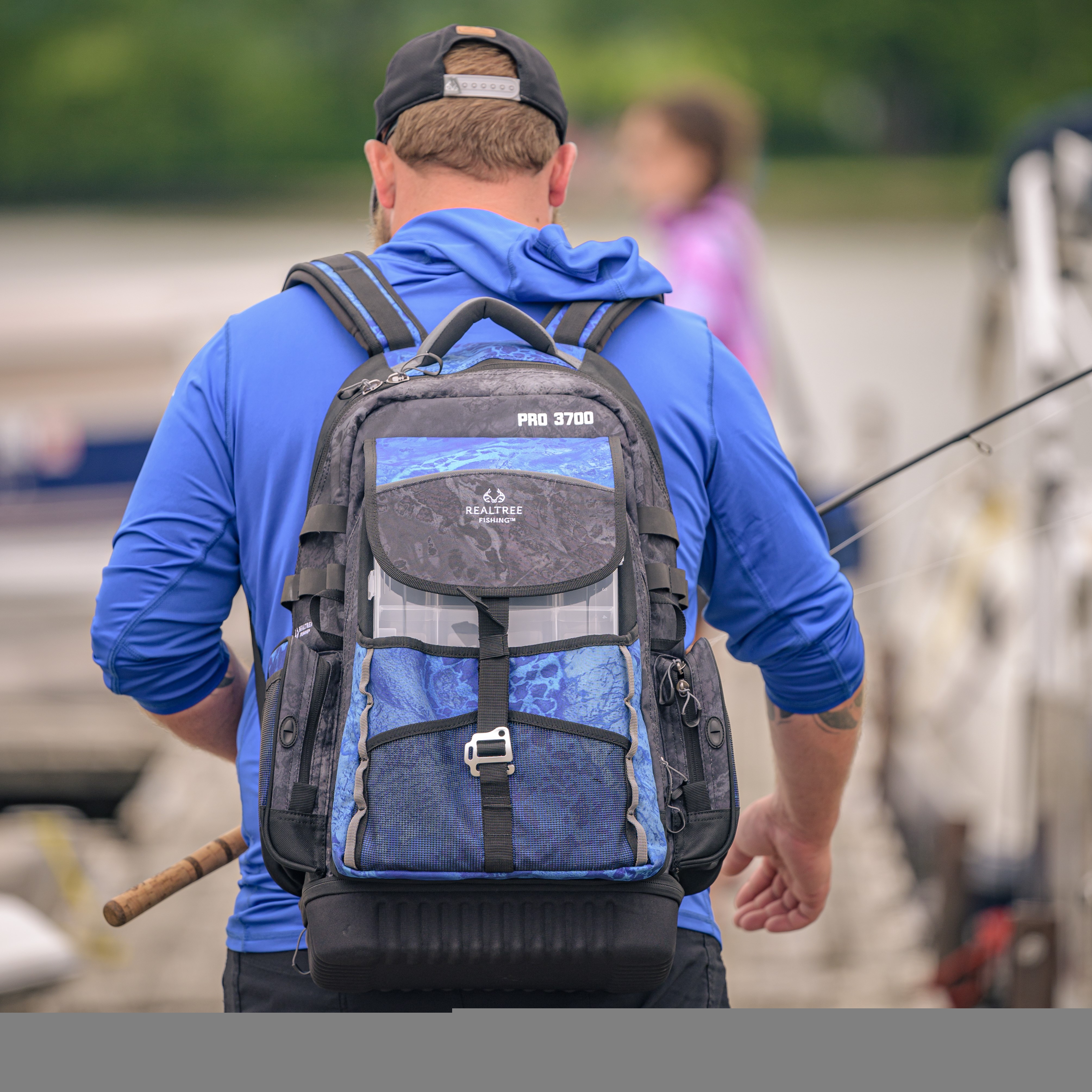 Realtree Adult Unisex Large Pro Fishing Tackle Backpack， Blue， 370