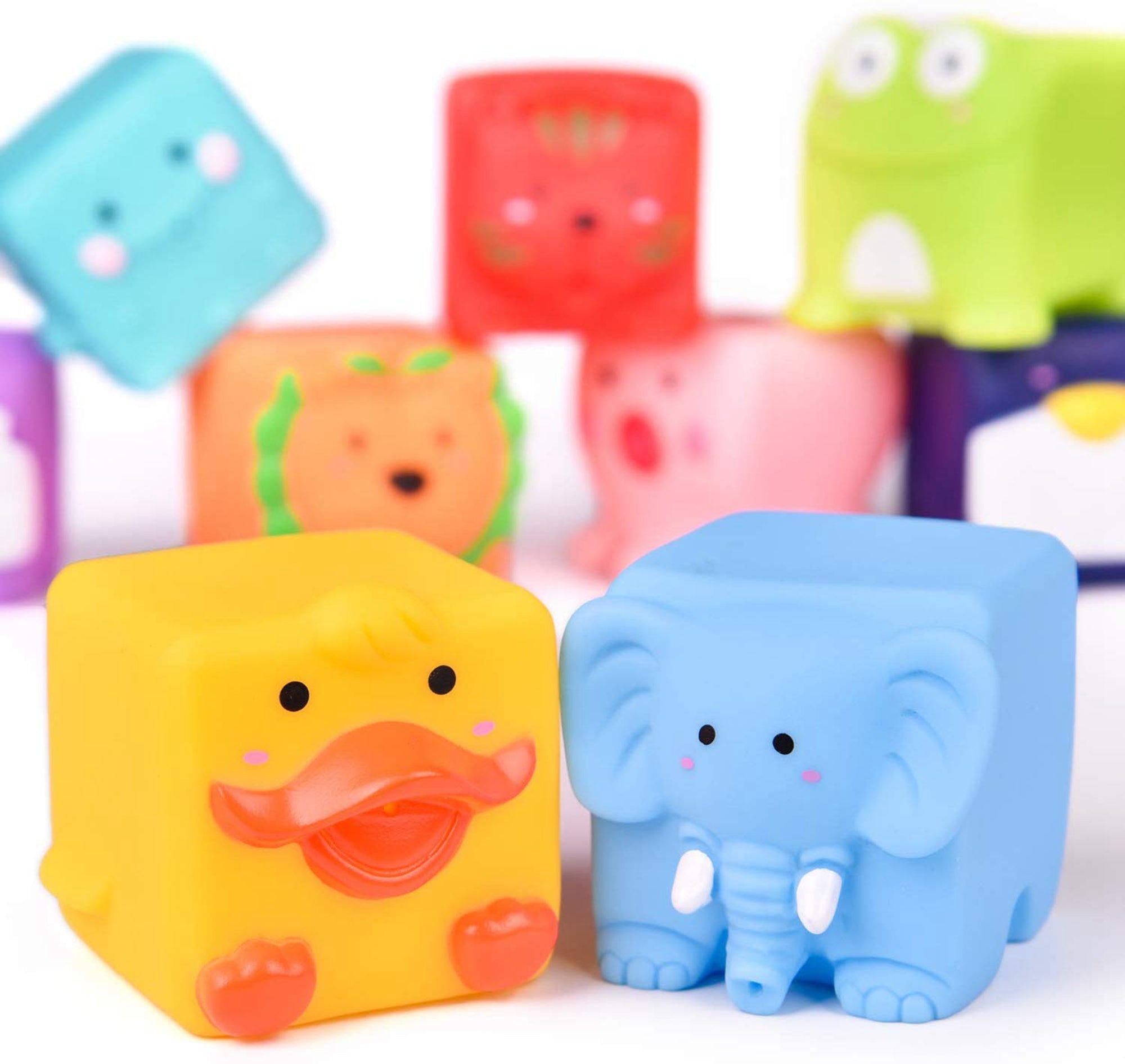 Fun Little Toys 12 Pcs Kids Bath Toys， Soft Cube Bath Squirters for Toddler，Squeeze Water Toys Building Blocks for Kids，Birthday，Xmas Gifts for Boys，Girls