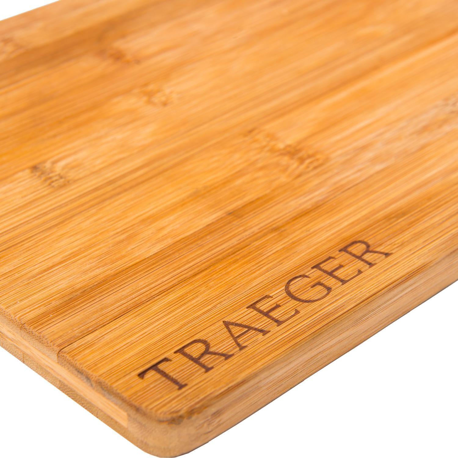 Traeger Magnetic Bamboo Cutting Board