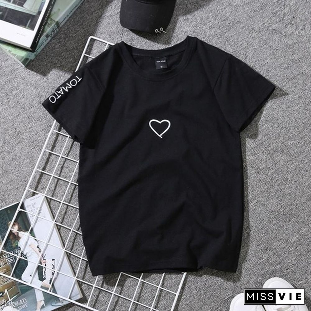 Fashion T Shirt Women Gesture Love Graphic Tees Women Heart Printed Summer Top Korean T-shirt Women