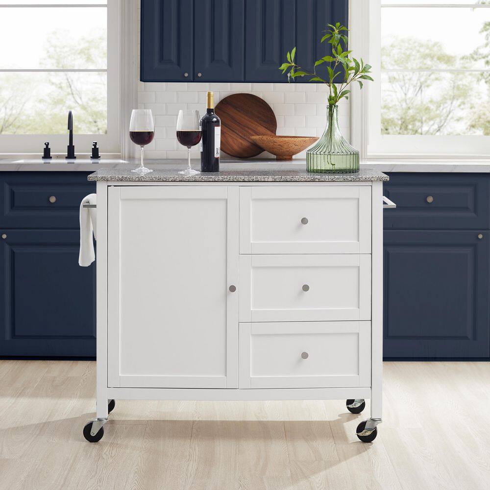 CROSLEY FURNITURE Soren White Kitchen Island with Gray Granite Top KF30090GG-WH