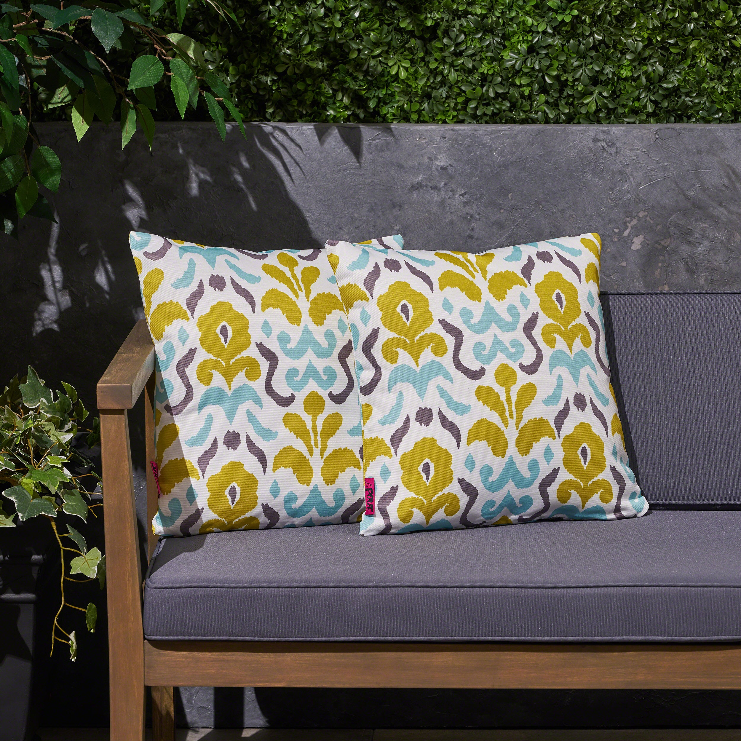 Simona Outdoor Cushion, 17.75