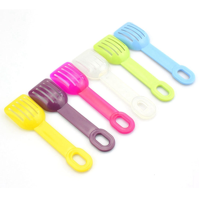 2PCS Hamster Litter Scoop Creative Plastic Hamster Scooper Small Animal Scooper