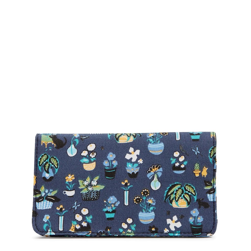 Vera Bradley  Checkbook Cover in Plants