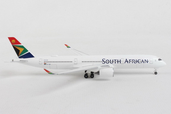 Herpa South African A350 900 1/500  HE534390