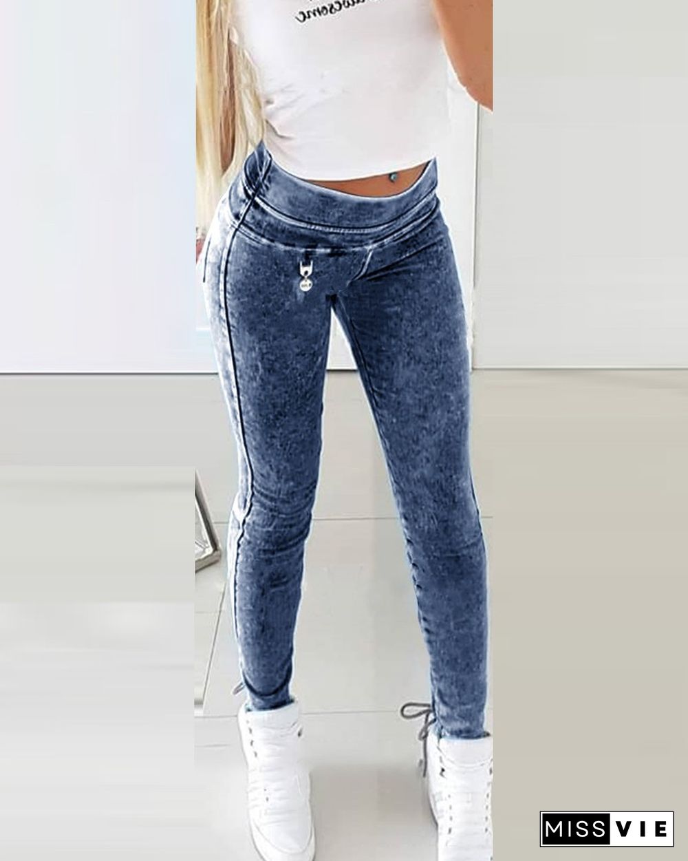 Solid Color Lace-up Skinny Jeans