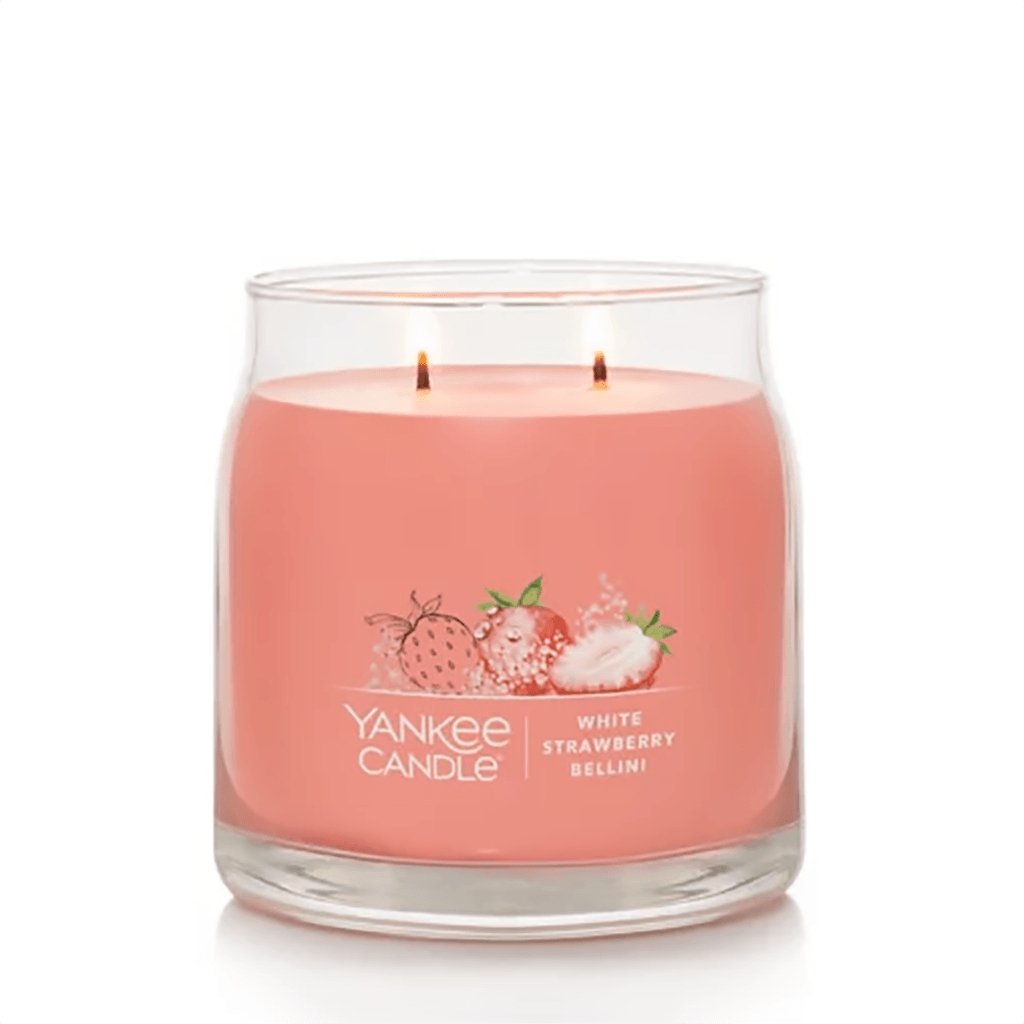 Yankee Candle  Signature Medium Jar Candle in White Strawberry Bellini