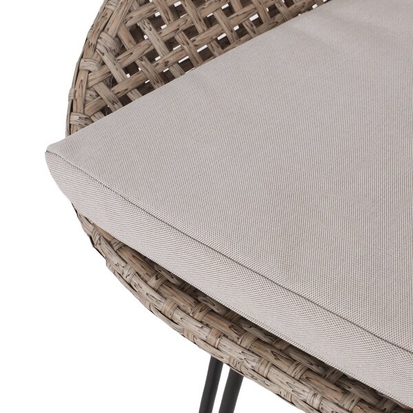 Verano Wicker and Metal Outdoor Barstools with Cushion， Set of 4， Mixed Brown and Beige