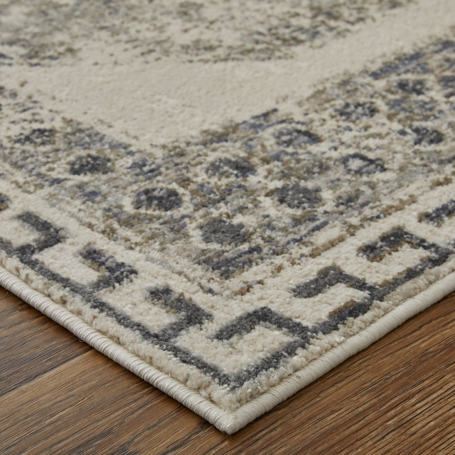 Kiba Distressed Ivory/Taupe/Gray Rug