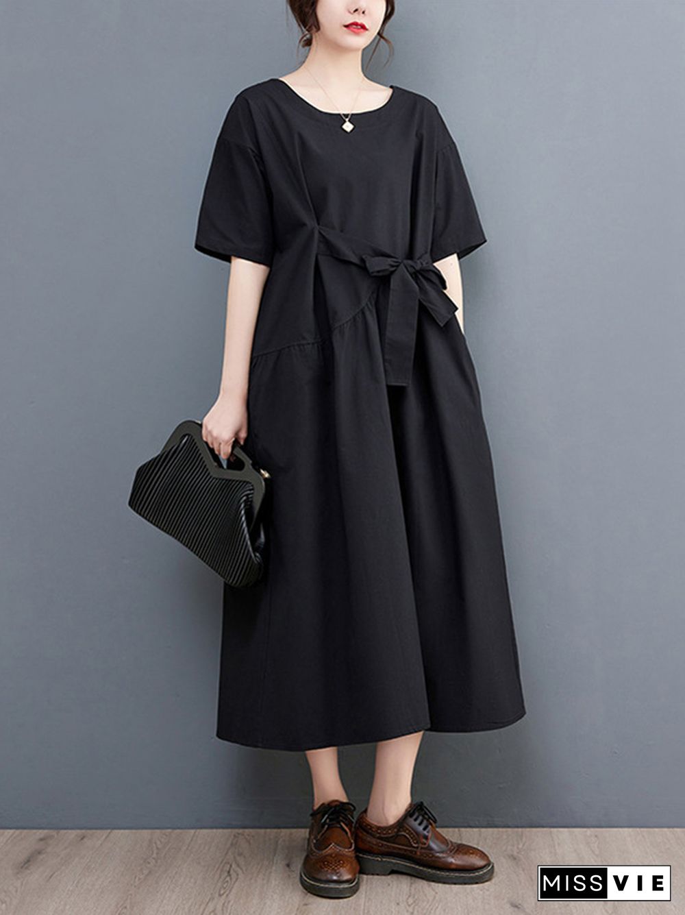 Casual Half Sleeves Loose Solid Color Round-Neck Midi Dresses